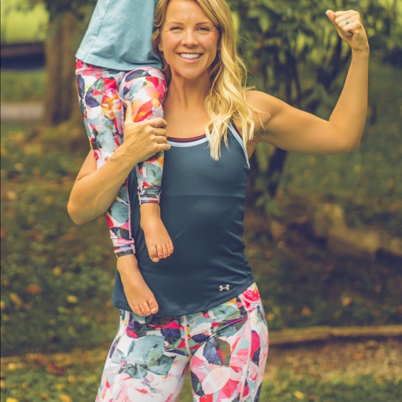 Meet your Posher, Brandi - Picture 3 of 4